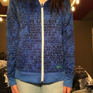 Under armour sweatshirt